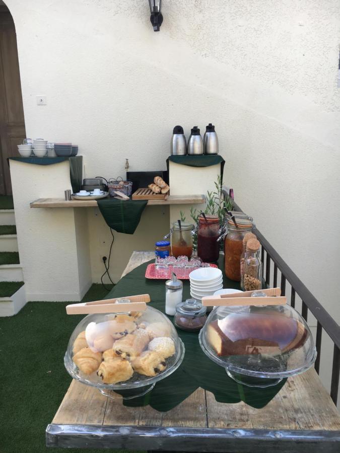 Ô 36 Rempart Sud B&B Aigues-Mortes Exterior foto