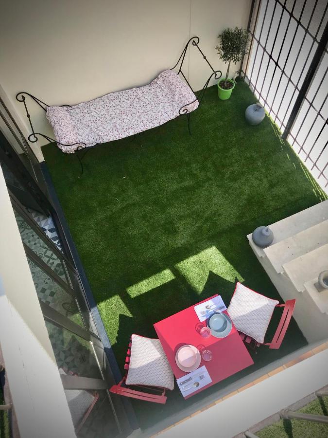 Ô 36 Rempart Sud B&B Aigues-Mortes Exterior foto