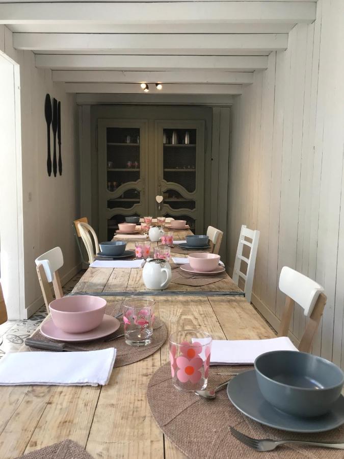 Ô 36 Rempart Sud B&B Aigues-Mortes Exterior foto